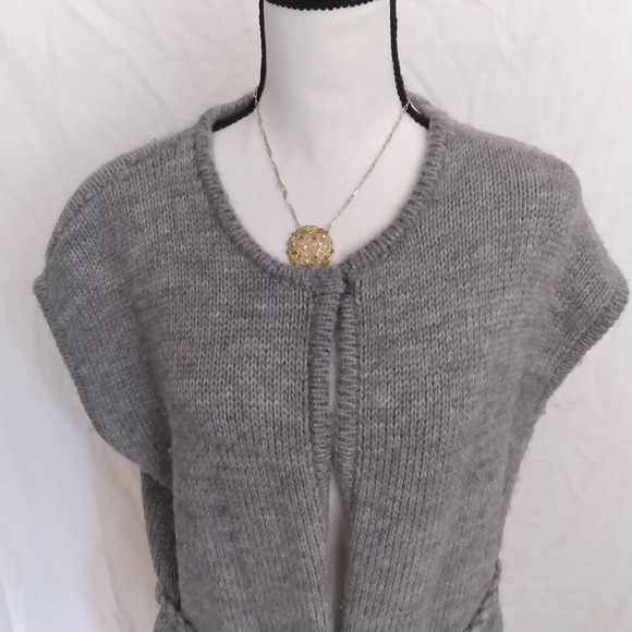 Carolina Herrera long gray open sleeveless sweater sz XS - Picture 2 of 6